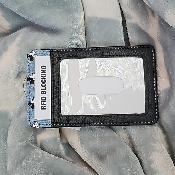 NWT Disney Parks Mickey Mouse Card Holder Wallet. - Picture 3 of 6